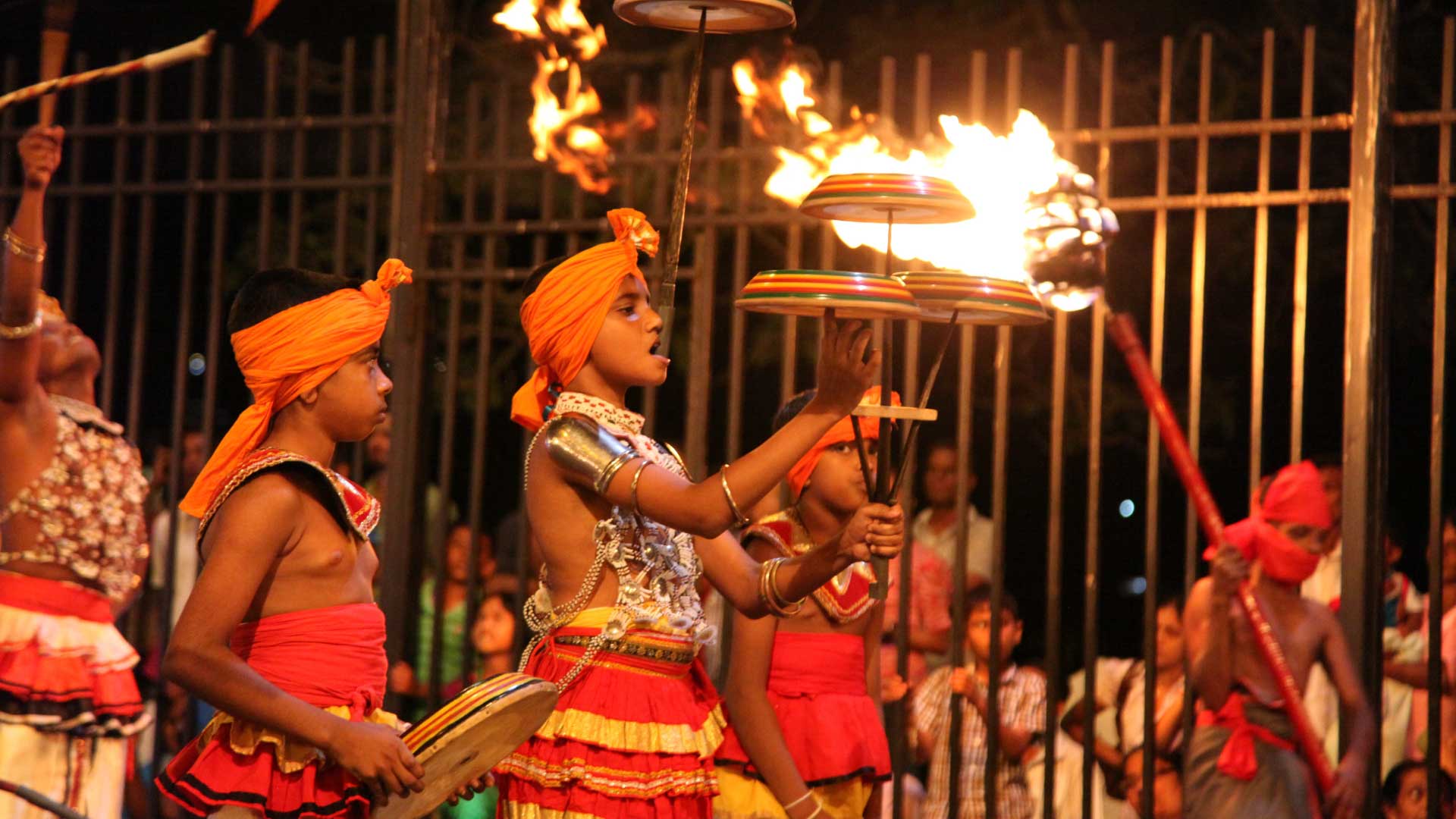 Experience the Magic of the 2025 Esala Kandy Perahera in Sri Lanka